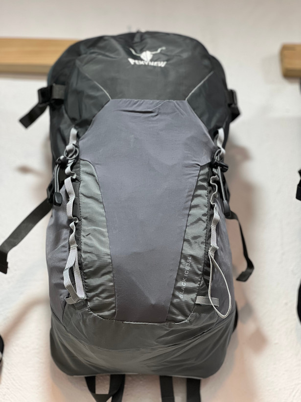 کوله پشتی کله گاوی (PEKYNEW) مدل BLACK ICE 38 L